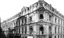 "Tocamos todas las puertas posibles": Ex Hotel Royal de Valparaíso será rematado y dejará de funcionar como centro cultural