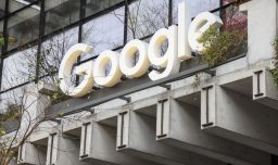 Histórico: Gobierno firma acuerdo con Google para construir el primer cable de fibra óptica entre Oceanía y Sudamérica