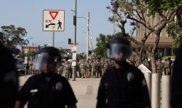 Calma relativa en Los Ángeles tras cuarta jornada de protestas por redadas migratorias