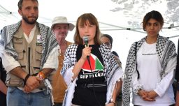 Greta Thunberg denuncia hostigamiento de drones israelíes contra embarcación humanitaria rumbo a Gaza