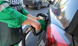 Efectos de la guerra en los combustibles: ¿Subirán o bajarán los precios en Chile?