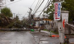 "Podría generar riesgos en la población": Meteorología emite alerta por vientos con rachas de hasta 80 km/h entre Valparaíso y Biobío