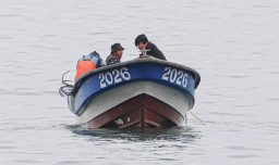 Encuentran en Coronel barco de tres pescadores que están desaparecidos desde el viernes