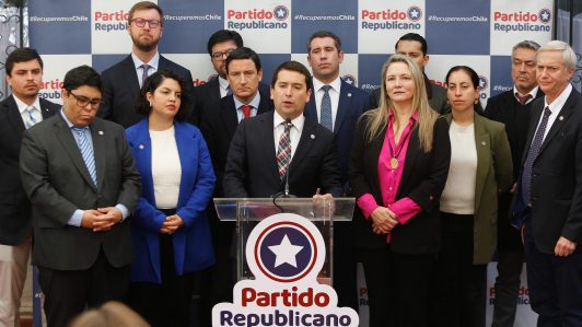 Diputado Araya responde al Presidente Boric tras dichos contra Kast: “Caricaturiza al Partido Republicano porque lo ve como una amenaza”