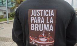 Aparecen restos de la embarcación Bruma en playa de Lota: Estaba desaparecida desde marzo