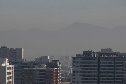 Decretan alerta ambiental en la Región Metropolitana para este domingo 8 de junio