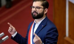 Cadem: Aprobación de Boric subió 5 puntos tras Cuenta Pública y anuncio de extensión del Metro obtuvo un 87% de apoyo