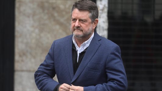 Claudio Orrego pide “prudencia” ante informe de Contraloría por rendiciones incompletas del Gore RM