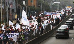 De la violencia escolar a la titularidad: Las demandas del Colegio de Profesores al Mineduc