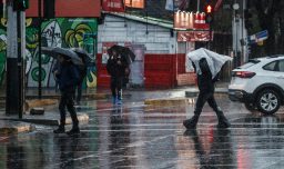 Lluvia: DT recuerda que no corresponde aplicar sanciones ni despidos a trabajadores por ausencias o atrasos