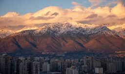 Chile sube dos puestos en Ranking de Competitividad Mundial: Es líder en Latinoamérica