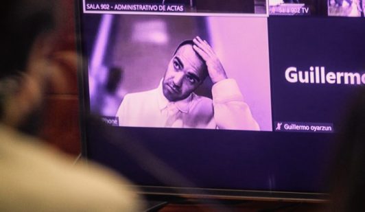 Martín de Los Santos, agresor de conserje, acusa a la justicia de vulnerar "derecho a defenderse" y pide hacerlo a distancia