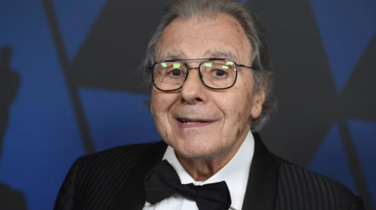 Murió a los 93 años Lalo Schifrin, músico argentino que compuso icónico tema de "Misión: Imposible"