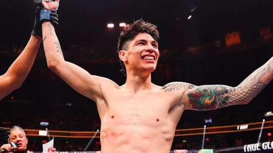 "Tenía que buscar monedas en la calle para poder comer": El duro camino de Ignacio Bahamondes antes de llegar a la UFC