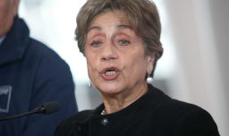 Gobierno veta artículos impulsados por el propio Ejecutivo en proyecto proinversión y genera fuerte tensión en la Cámara