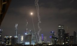 Israel detecta misiles lanzados desde Irán