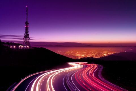 WOM Chile firma acuerdo con Mundo dando acceso al uso de su infraestructura móvil