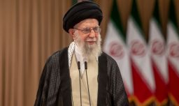 EE.UU. condena llamados a "ejecutar" a director del OIEA y exige garantías para su personal en Irán