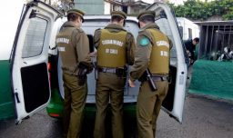 Estudiantes protagonizan violenta pelea en colegio en Melipilla: Carabineros detuvo a dos adolescentes por porte de arma blanca