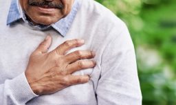 Estudio: Los hombres tienen más probabilidades que las mujeres de morir por el síndrome del corazón roto