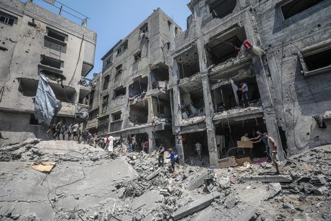 Ejército de Israel dice que lanzó "disparos de advertencia" cerca de zona de reparto de ayuda en Gaza