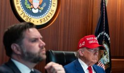 Análisis: Trump sugiere un "cambio de régimen" en Irán, aunque el verdadero impacto de los ataques está lejos de estar claro