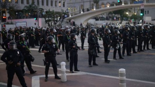 Toque de queda en Los Ángeles: Departamento de Policía reporta arrestos masivos