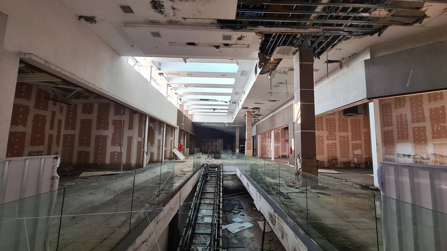 Anuncian complejo habitacional en terrenos del abandonado mall Open Plaza en Conchalí/Gobierno