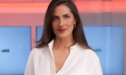 "Explora materias de primera necesidad": Columna destaca a Sana Mente entre los mejores programas del primer semestre en la TV chilena