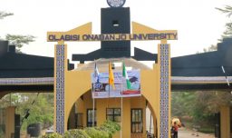 Nigeria: Estudiantes dicen que universidad comprueba que utilicen sostén antes de ser admitidas en un examen