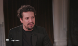 La historia de Paolo Bortolameolli: De un niño que lloró al escuchar una sinfonía a ser el director de la Filarmónica de Santiago