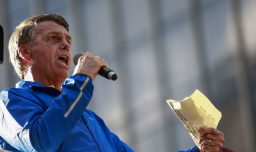 La policía acusa a Jair Bolsonaro de maniobrar con el Gobierno de Estados Unidos para sancionar a Brasil