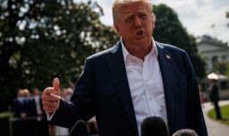Presidente Trump enviará sistemas de misiles Patriot a Ucrania pero dice que Europa pagará por ellos