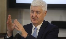 Director del SII pagó los 9 años de contribuciones de su propiedad tras duros cuestionamientos en su contra