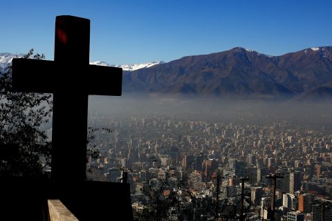 Declaran Alerta Ambiental para este martes en la Región Metropolitana: ¿Qué medidas rigen?