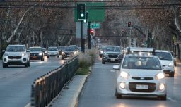 Restricción vehicular: ¿Qué autos no pueden circular por Santiago este jueves 17 de julio?