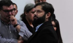 Caso Fach: Diputados de oposición critican al Presidente Boric y lo acusan de "pisotear y quitarle el piso" a la ministra de Defensa