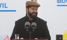 Líderes de oposición critican reunión de "amigotes de izquierda" que convocó el Presidente Boric