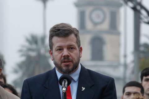 El llamado de Kaiser a Matthei y Kast: “No caigamos en peleas en el barro, el adversario está al frente”