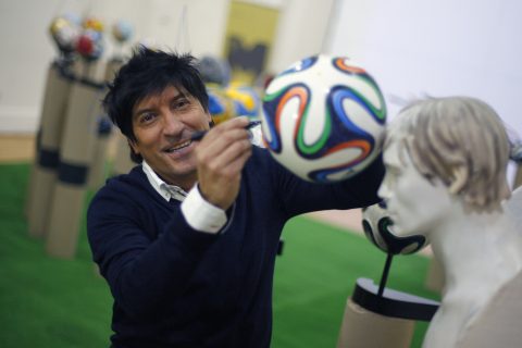 Revelan que Iván Zamorano ganaba $110 mil en Colo Colo y no retiraba los cheques con su sueldo: "Estaban acumulados"