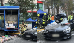 Auto chocó contra camión repartidor en Providencia: Hay dos personas fallecidas y otra en riesgo vital