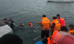 18 muertos y decenas de desaparecidos deja accidente turístico en barco de Vietnam