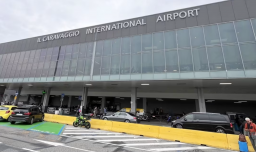 Hombre muere tras ser absorbido por el motor de un avión en el aeropuerto de Milán