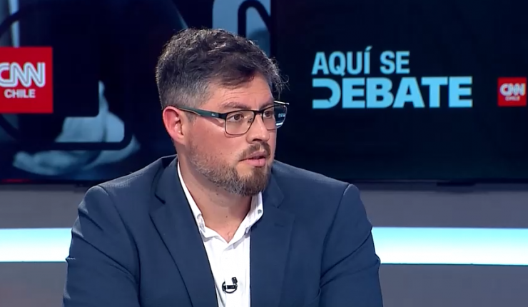 {alt}