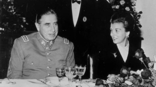 Documentos desclasificados revelan que Perón vendió armas a la dictadura de Pinochet