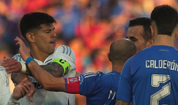 Piero Maza detalla expulsiones y polémicas del Superclásico 197: el manotazo de Díaz, la roja a Pavez y los gestos de Cepeda