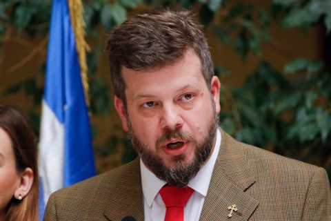 Por asegurar que "apoyaría" eventual golpe de Estado: PS oficializa requerimiento de remoción contra Kaiser ante el TC