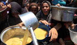 La desnutrición mata a una bebé de seis meses en Gaza mientras la crisis humanitaria alcanza niveles catastróficos