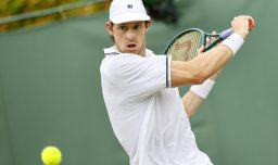 Nicolás Jarry hace gala de su saque endemoniado y derrota al brasileño Fonseca: Se instaló en la cuarta ronda de Wimbledon