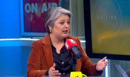 Jara reconoce "opinión muy crítica de Maduro" y afirma que apoyaría una “transición democrática” en Venezuela